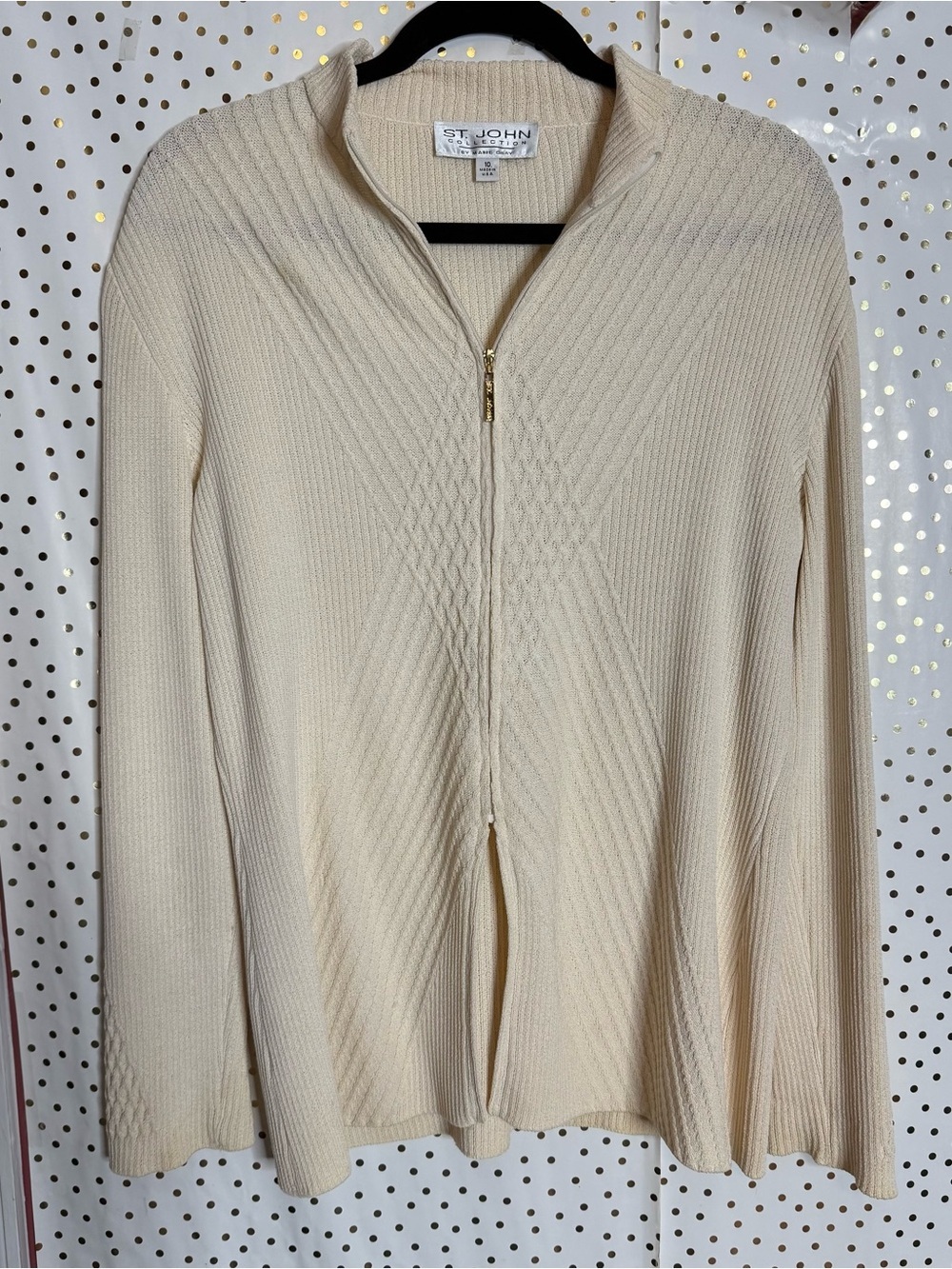 St. John Collection Cream Zip-Front Ribbed Knit Cardigan